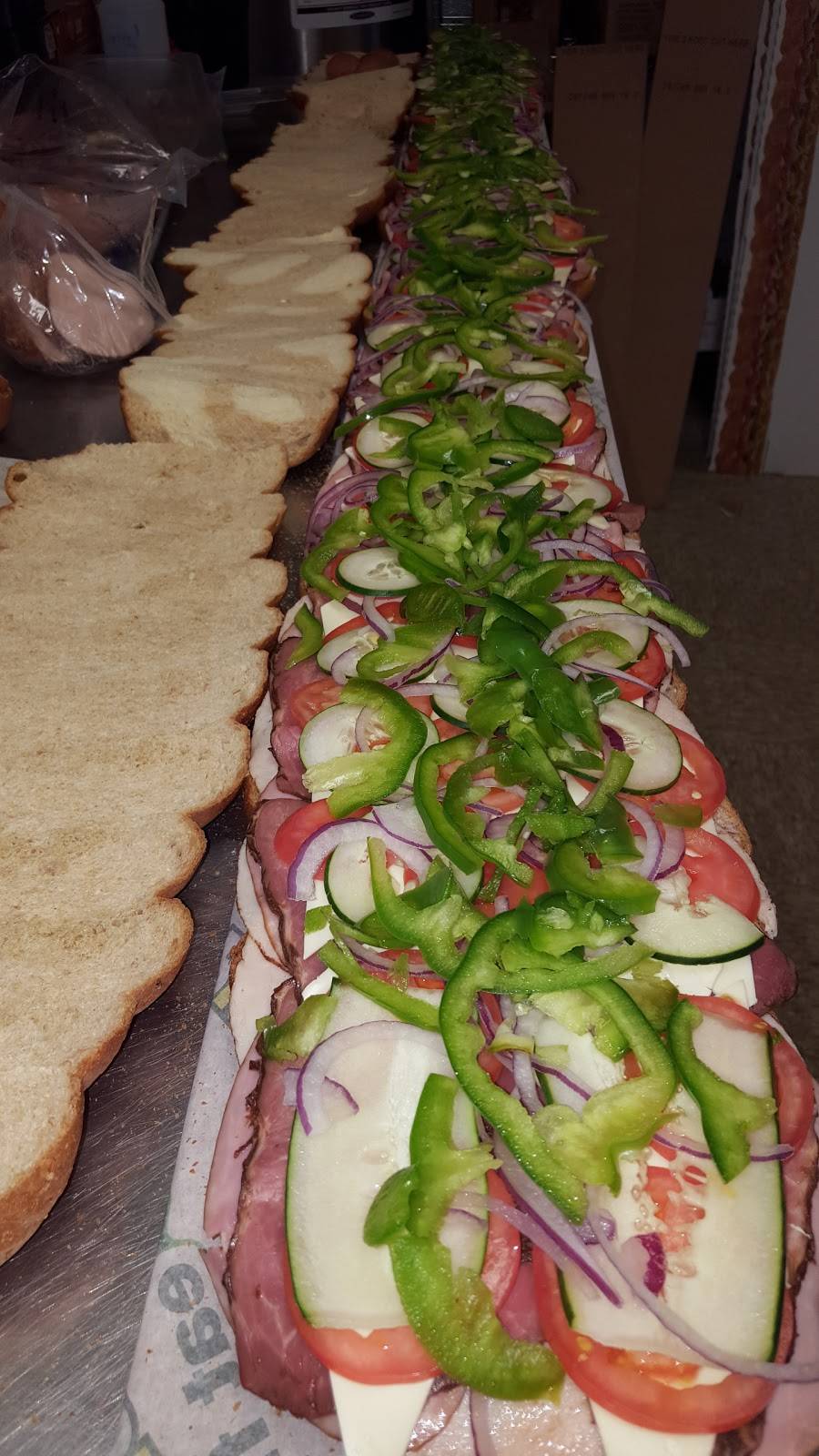 Subway Restaurants | restaurant | 8940 E 38th St, Indianapolis, IN 46226, USA | 3178977060 OR +1 317-897-7060