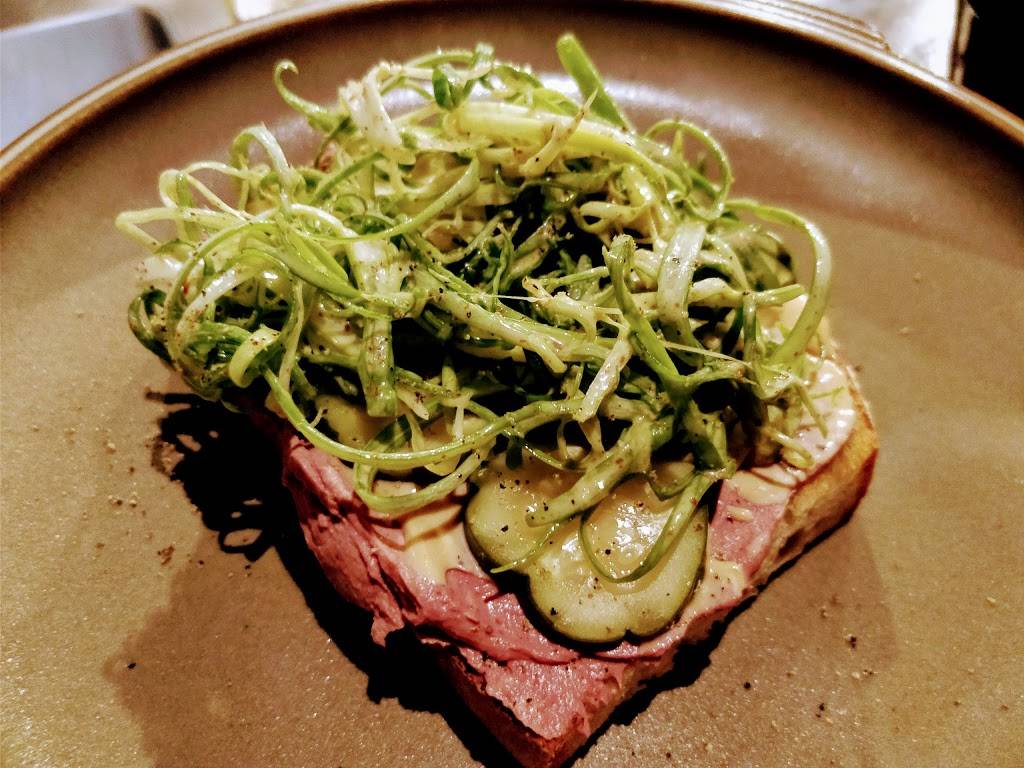 Roister Restaurant | restaurant | 951 W Fulton Market, Chicago, IL 60607, USA | 3127894896 OR +1 312-789-4896