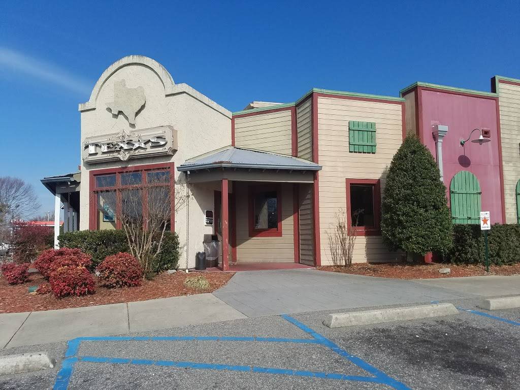 Texas Steakhouse & Saloon | restaurant | 5093 Fayetteville Rd, Lumberton, NC 28358, USA | 9107398918 OR +1 910-739-8918