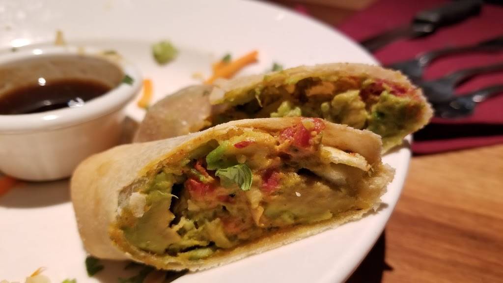 BJs Restaurant & Brewhouse | restaurant | 1001 E Whitestone Blvd, Cedar Park, TX 78613, USA | 5123792180 OR +1 512-379-2180