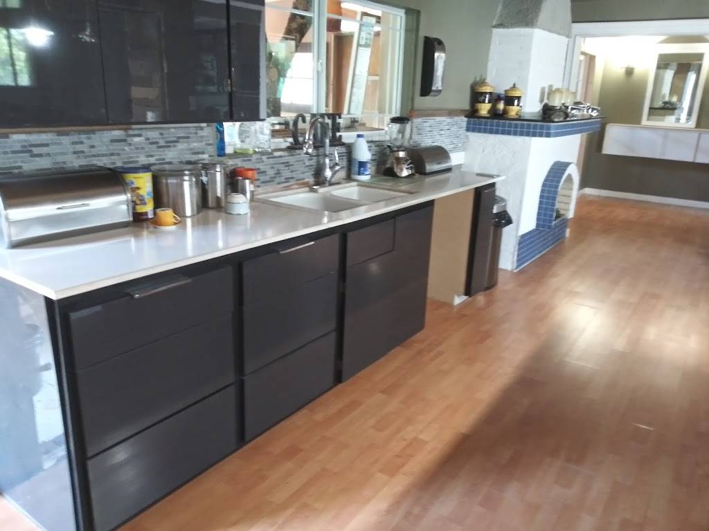 Roaring Rapids Pizza Company | restaurant | 4006 Franklin Blvd, Eugene, OR 97403, USA | 5419889819 OR +1 541-988-9819