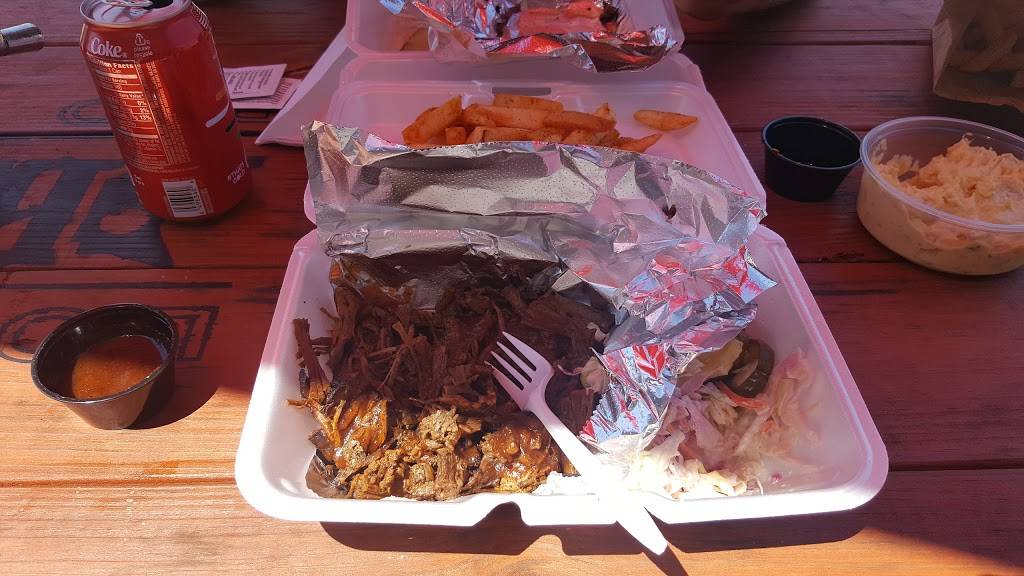 Locale BBQ Post | restaurant | 1014 N Lincoln St, Wilmington, DE 19805, USA | 3025104929 OR +1 302-510-4929
