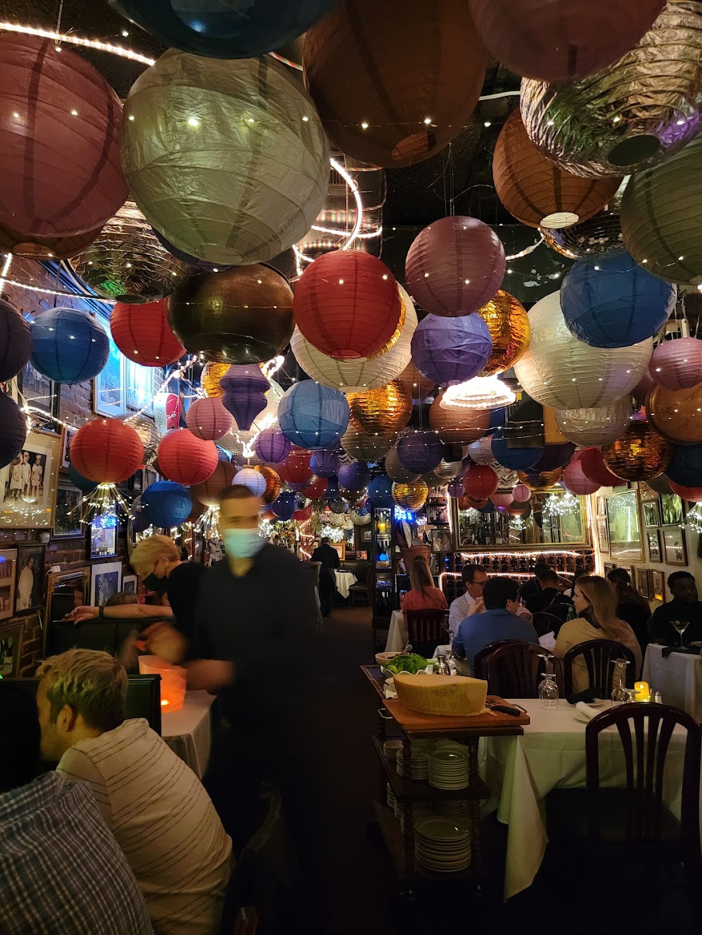 Amore e Amore | restaurant | 467 North Highland Avenue Northeast, Atlanta, GA 30307, USA | 4046002176 OR +1 404-600-2176