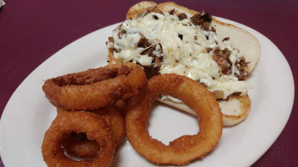 Front Porch Grill | restaurant | 106 Deatsville Hwy, Millbrook, AL 36054, USA | 3342857888 OR +1 334-285-7888