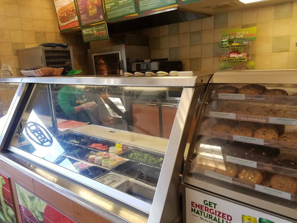 Subway Restaurants | restaurant | 851 W Sepulveda Blvd, Torrance, CA 90502, USA | 3105181400 OR +1 310-518-1400