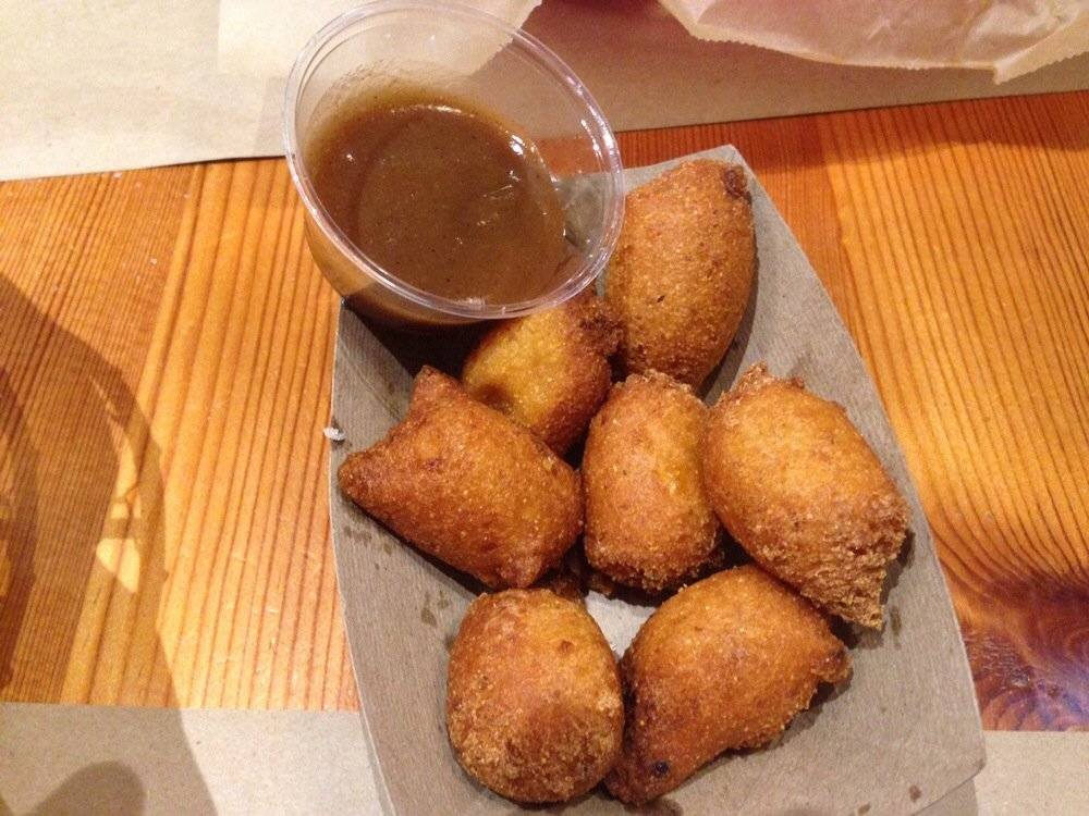 Farm Burger Asheville | restaurant | 10 Patton Ave, Asheville, NC 28801, USA | 8283488540 OR +1 828-348-8540