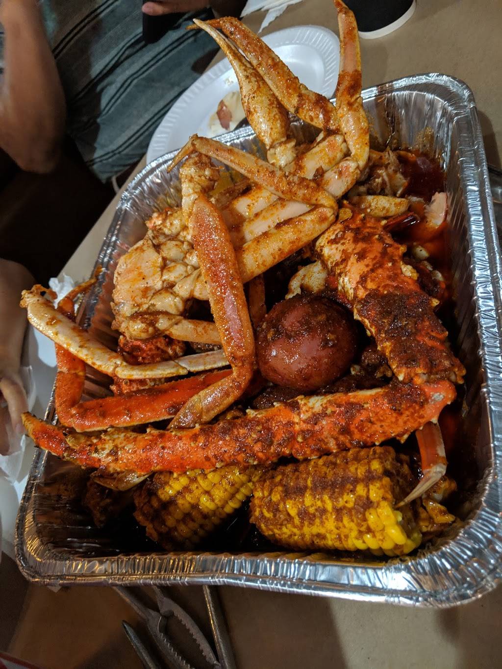 Mr. & Mrs. Crab | restaurant | 2414 Del Prado Blvd S, Cape Coral, FL 33990, USA | 2399842367 OR +1 239-984-2367