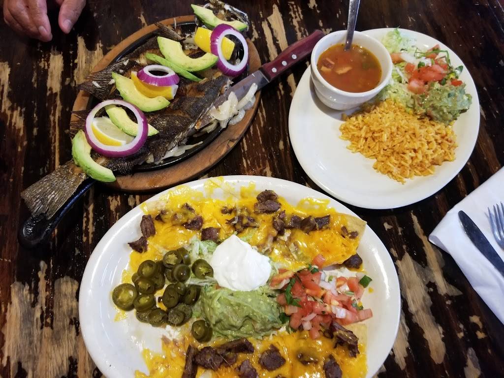 Los Comales | restaurant | 431 TX-35 BUS, Rockport, TX 78382, USA | 3617293952 OR +1 361-729-3952