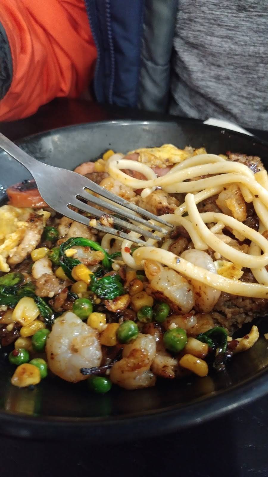 Genghis Grill | restaurant | 1699 Laguna Dr, Rockwall, TX 75087, USA | 9727715426 OR +1 972-771-5426