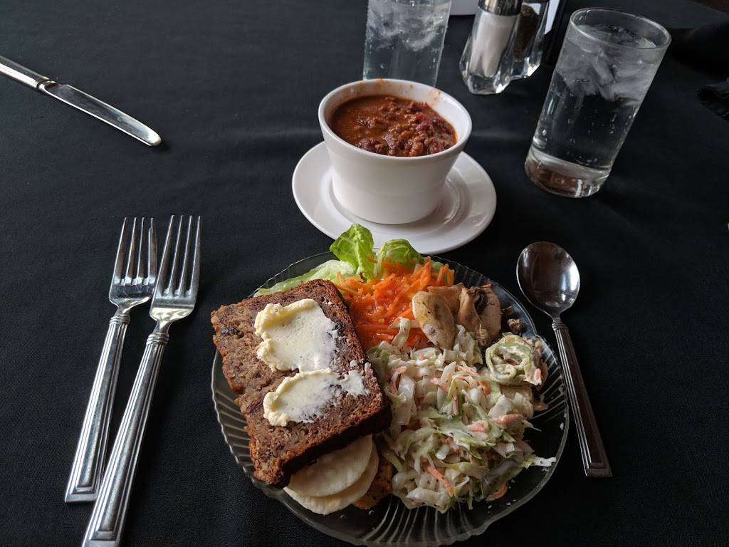 680 North | restaurant | Green Lake, WI 54941, USA | 9202943381 OR +1 920-294-3381