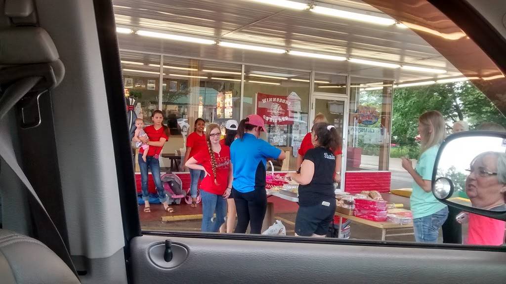 Dairy Queen | restaurant | 700 S Main St, Winnsboro, TX 75494, USA | 9033426969 OR +1 903-342-6969