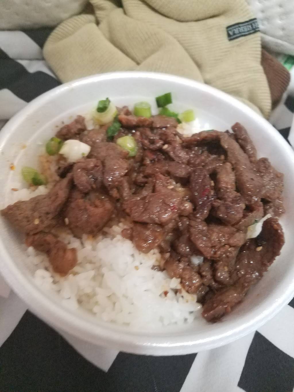 Yoshinoya Florence & Avalon | restaurant | 539 E Florence Ave C, Los Angeles, CA 90003, USA | 3239714560 OR +1 323-971-4560