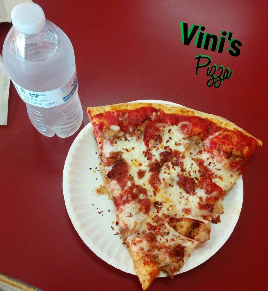 Vinis Pizza and Catering | meal delivery | 39 S Arlington Heights Rd, Elk Grove Village, IL 60007, USA | 8474377100 OR +1 847-437-7100