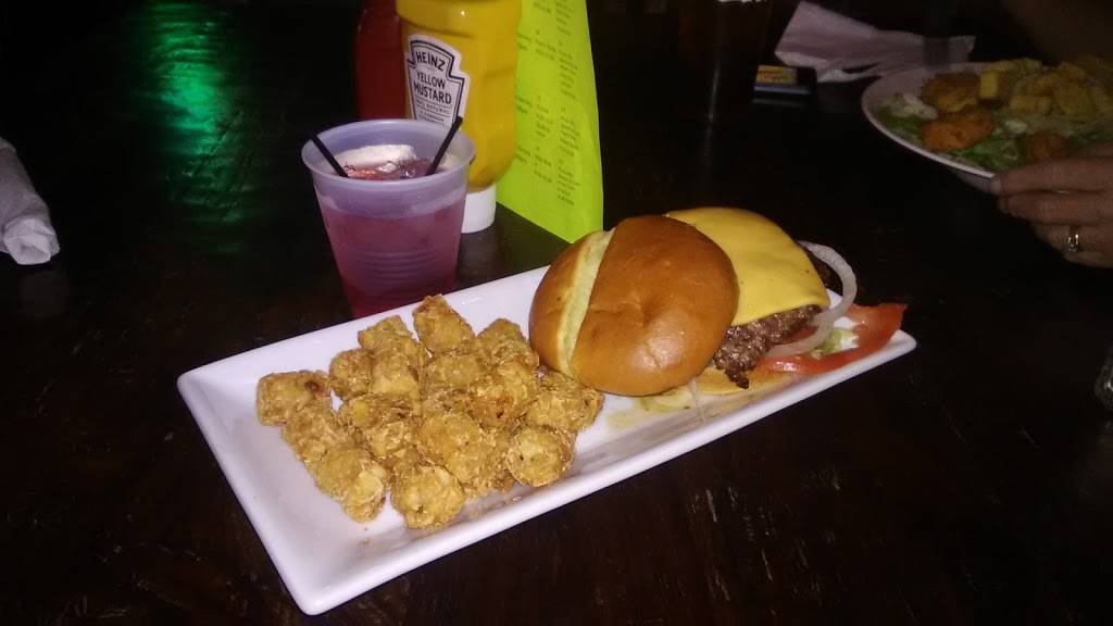 The Warehouse | restaurant | 104 Laurel St, Conway, SC 29526, USA | 8432483287 OR +1 843-248-3287