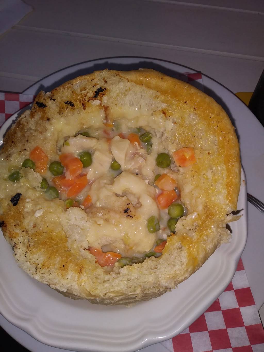 Pats Little Red Barn | restaurant | 2091 WA-300, Belfair, WA 98528, USA | 3602754441 OR +1 360-275-4441