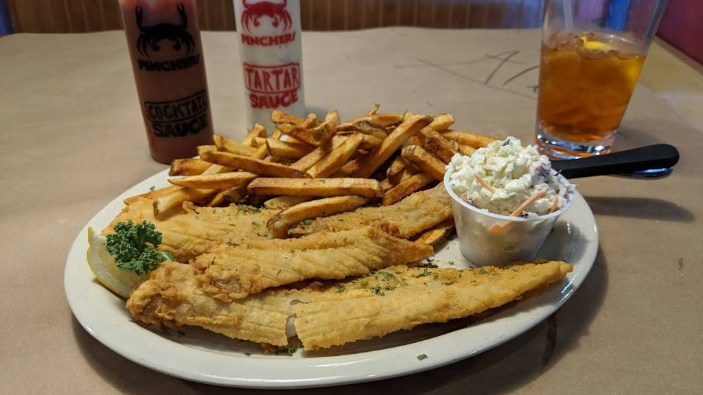 Pinchers | restaurant | 10029 Gulf Center Dr, Fort Myers, FL 33913, USA | 2394154040 OR +1 239-415-4040