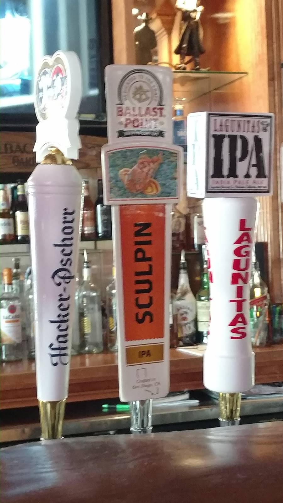 The Horseshoe Grill | restaurant | 28682 W Northwest Hwy, Lake Barrington, IL 60010, USA | 8473815530 OR +1 847-381-5530