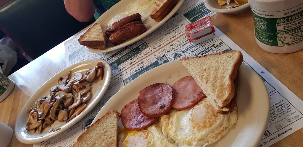 Jacquelines | restaurant | 138 Greenwood Ave, Bethel, CT 06801, USA | 2037925541 OR +1 203-792-5541