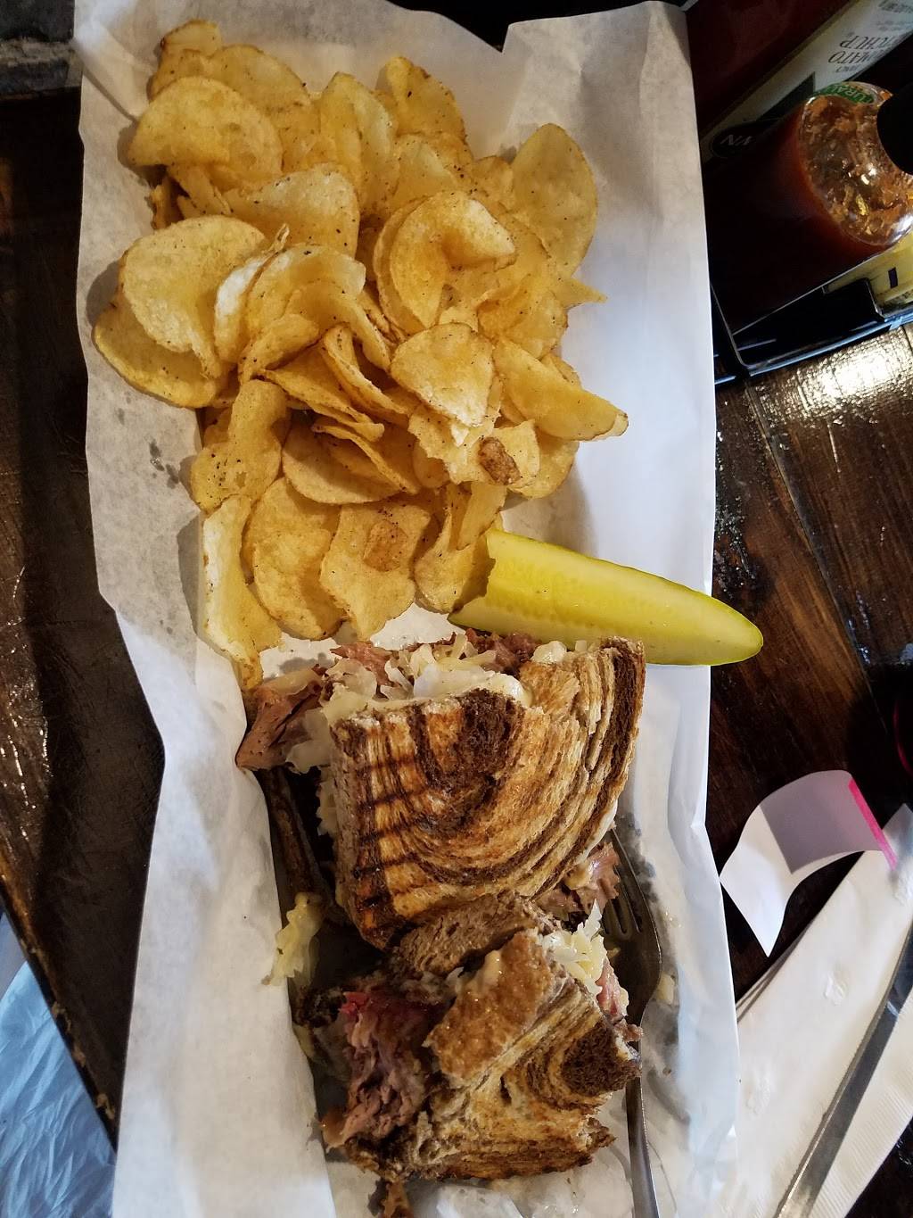 Barley & Rye | restaurant | 107 W Ludington Ave, Ludington, MI 49431, USA | 2314254390 OR +1 231-425-4390