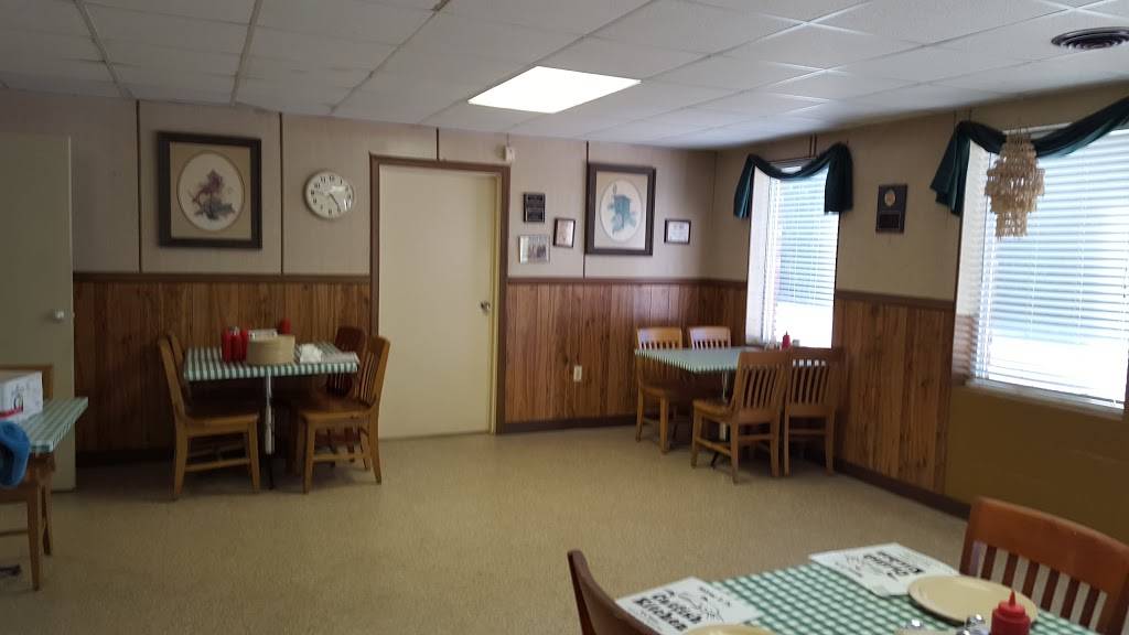 Catfish Kitchen | restaurant | 3069 US-70, Burns, TN 37029, USA | 6154464480 OR +1 615-446-4480