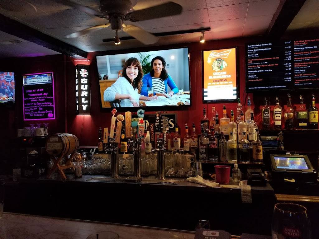 Rabbits Bar | restaurant | 4945 W Foster Ave, Chicago, IL 60630, USA | 7737365766 OR +1 773-736-5766