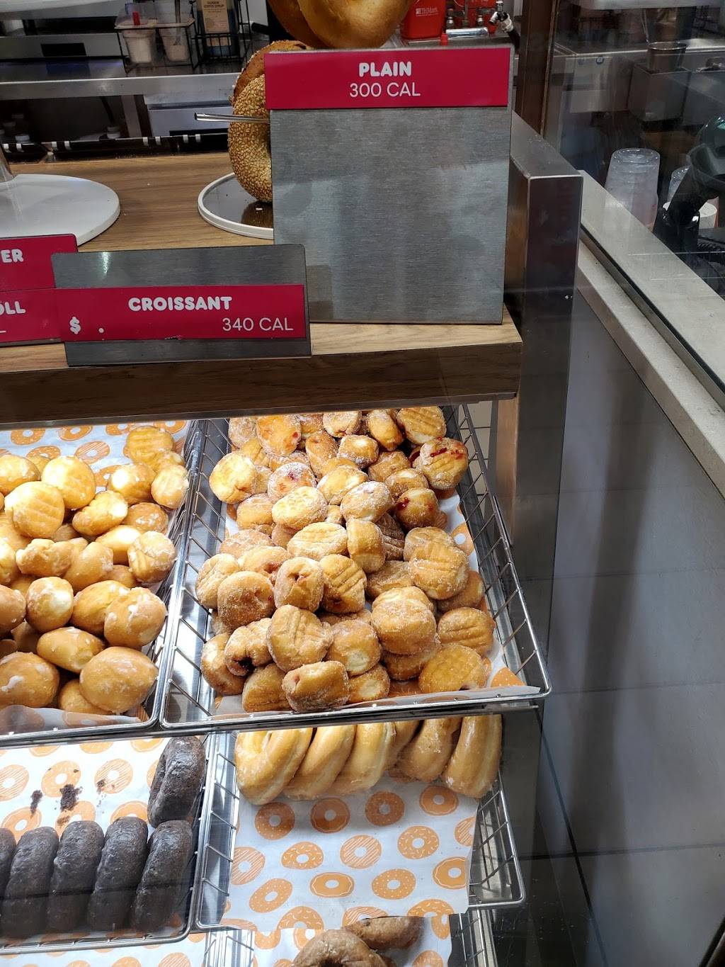 Dunkin Donuts Baskin Robbins | restaurant | 5602 Gulfport Blvd S, Gulfport, FL 33707, USA | 7273303685 OR +1 727-330-3685