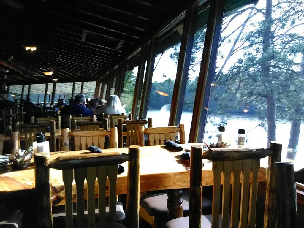 Ishnala Supper Club | restaurant | S2011 Ishnala Rd, Lake Delton, WI 53940, USA | 6082531771 OR +1 608-253-1771