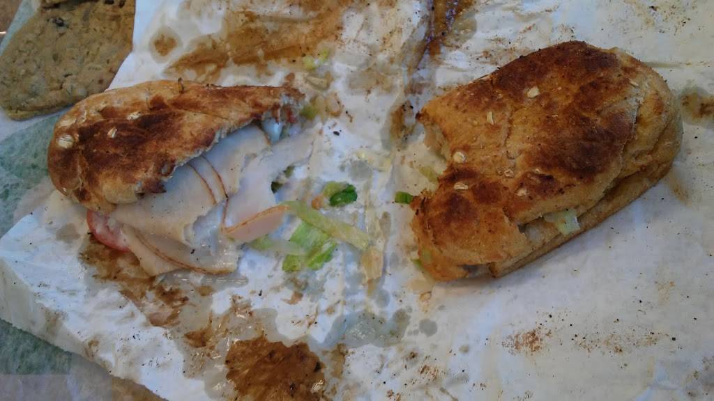 Subway | restaurant | 302 Pearman Dairy Rd, Anderson, SC 29625, USA | 8642317821 OR +1 864-231-7821