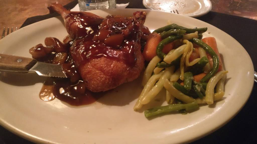 Brandys | restaurant | 1519 Water St, Peru, IL 61354, USA | 8152201744 OR +1 815-220-1744