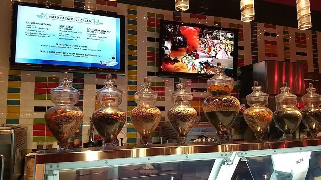 Lique | restaurant | 8425 Indio Springs Pkwy, Indio, CA 92203, USA | 8008272946 OR +1 800-827-2946