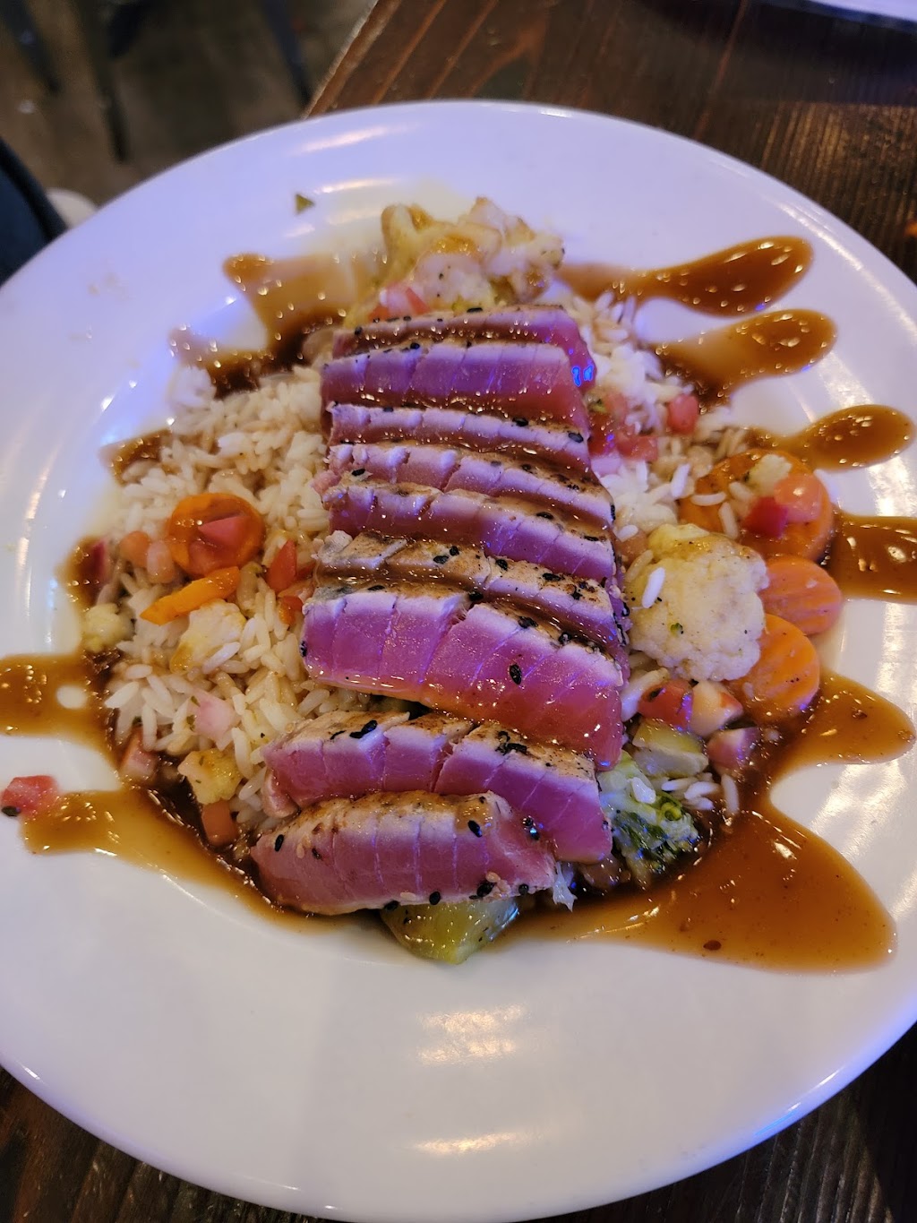 Angry Tuna Seafood Company | restaurant | 701 S Pier Park Dr Suite 155, Panama City Beach, FL 32413, USA | 8502354632 OR +1 850-235-4632