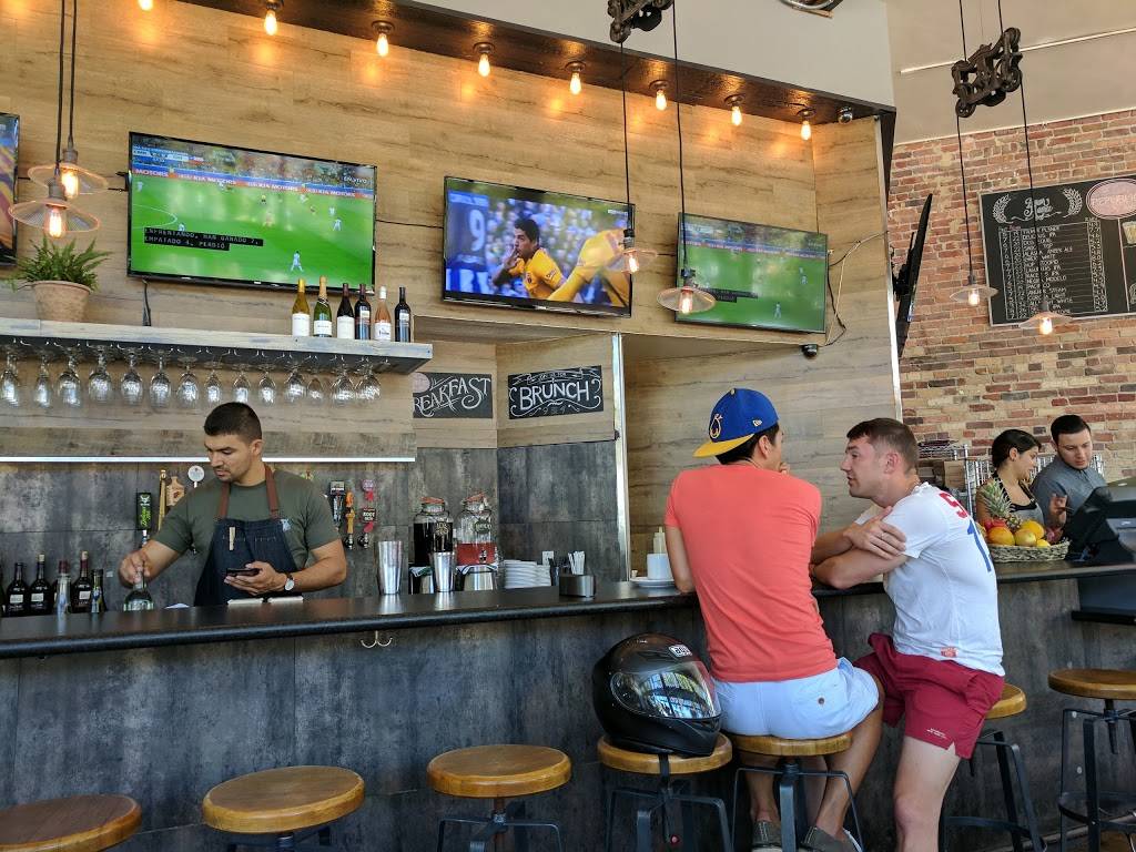 The Castro Republic | restaurant | 2295 Market St, San Francisco, CA 94114, USA | 4159340525 OR +1 415-934-0525