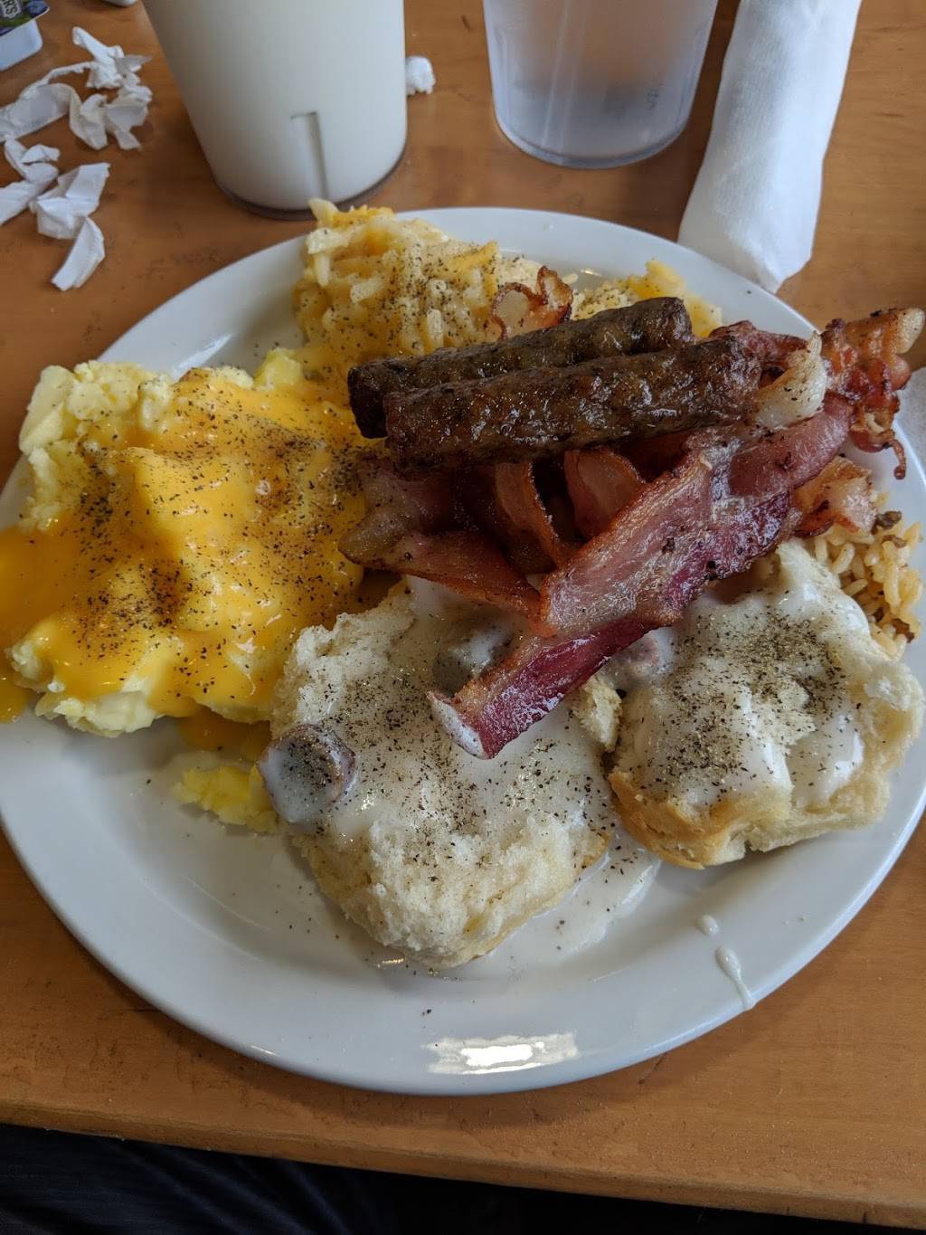 Shoneys West Memphis | restaurant | 222 W Service Rd, West Memphis, AR 72301, USA | 8707352161 OR +1 870-735-2161