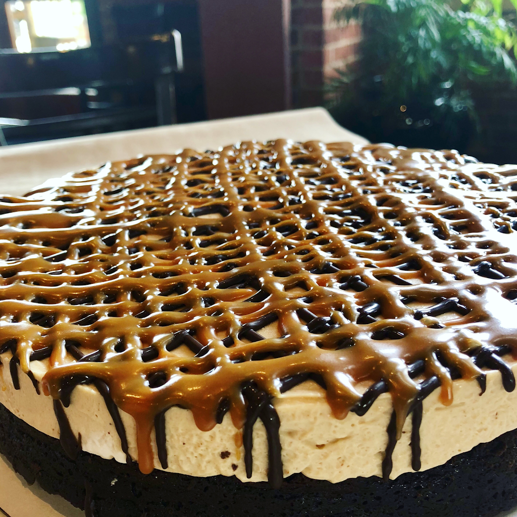 Food Works | restaurant | 205 Manufacturers Rd, Chattanooga, TN 37405, USA | 4237527487 OR +1 423-752-7487