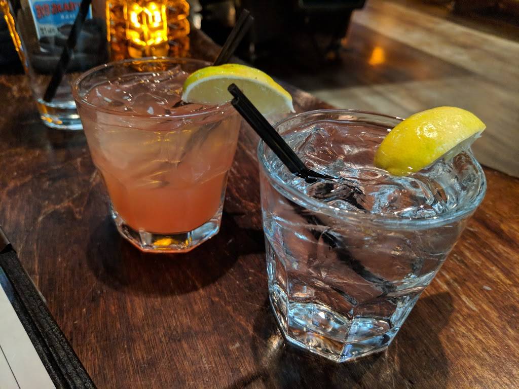 Breadsoda Bar, Deli & Billiards | restaurant | 2233 Wisconsin Ave NW, Washington, DC 20007, USA | 2023337445 OR +1 202-333-7445