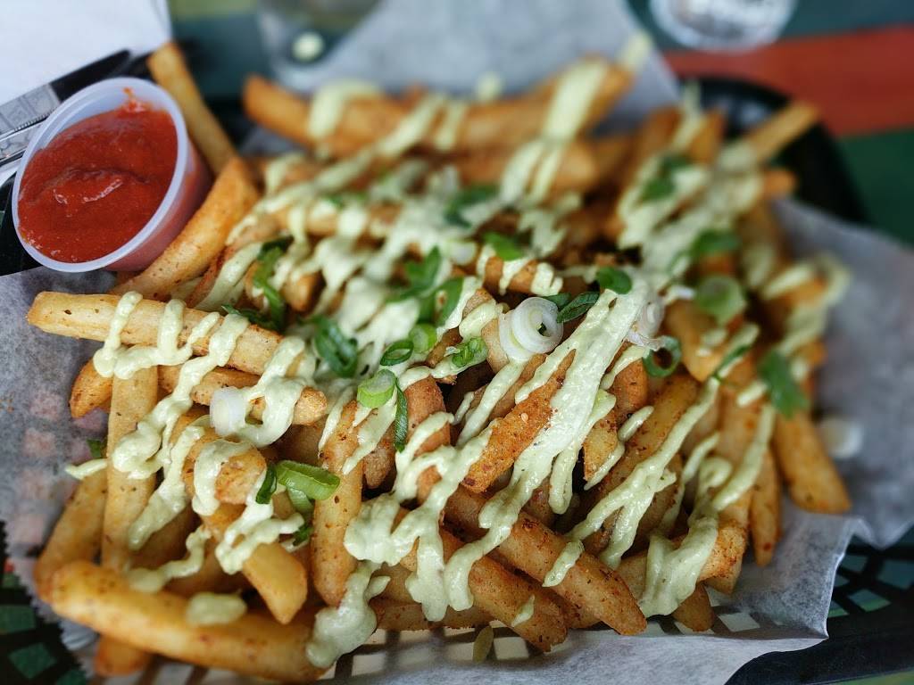 STREET eat/drink 360 | restaurant | 801 Islington St, Portsmouth, NH 03801, USA | 6034360860 OR +1 603-436-0860