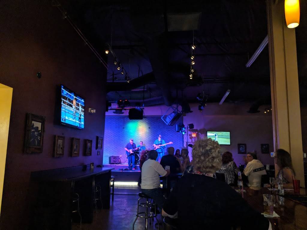 Eddies | restaurant | 8150 E 22nd St, Tucson, AZ 85710, USA | 5202908750 OR +1 520-290-8750