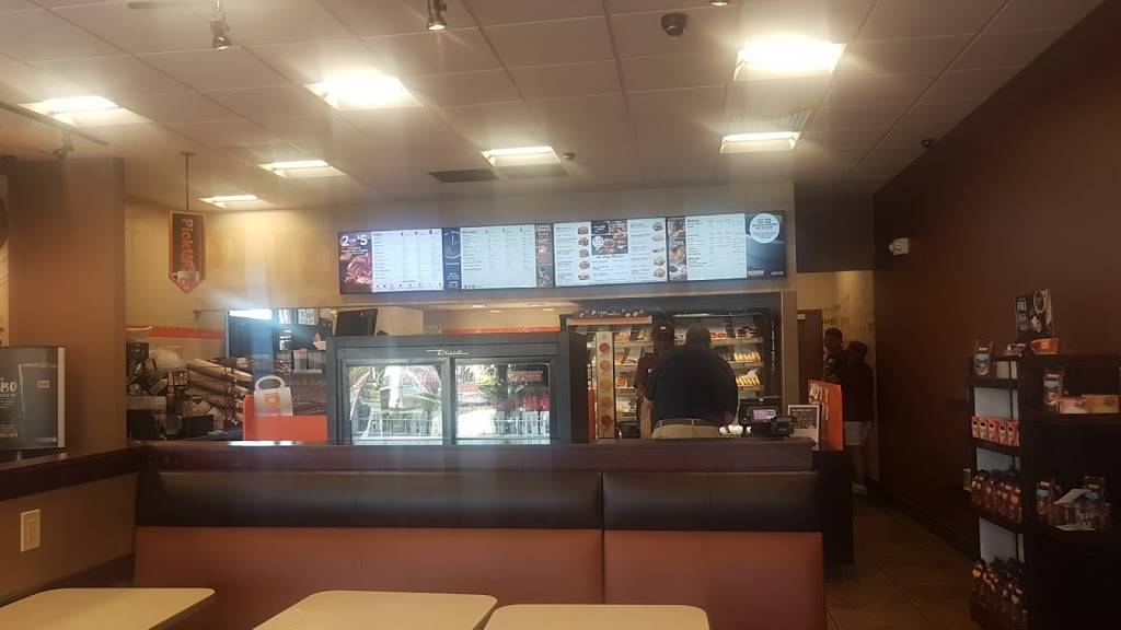 Dunkin | bakery | 11787 International Dr, Orlando, FL 32821, USA | 4077781554 OR +1 407-778-1554