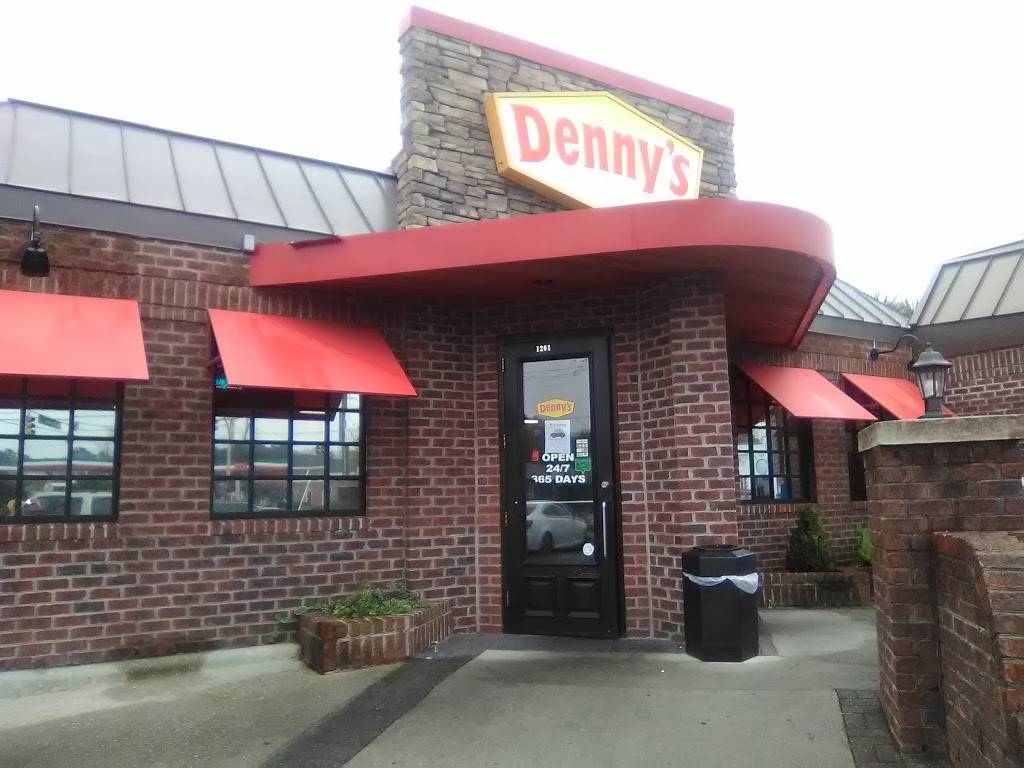 Dennys | restaurant | 1201 S College Rd, Wilmington, NC 28403, USA | 9107690957 OR +1 910-769-0957