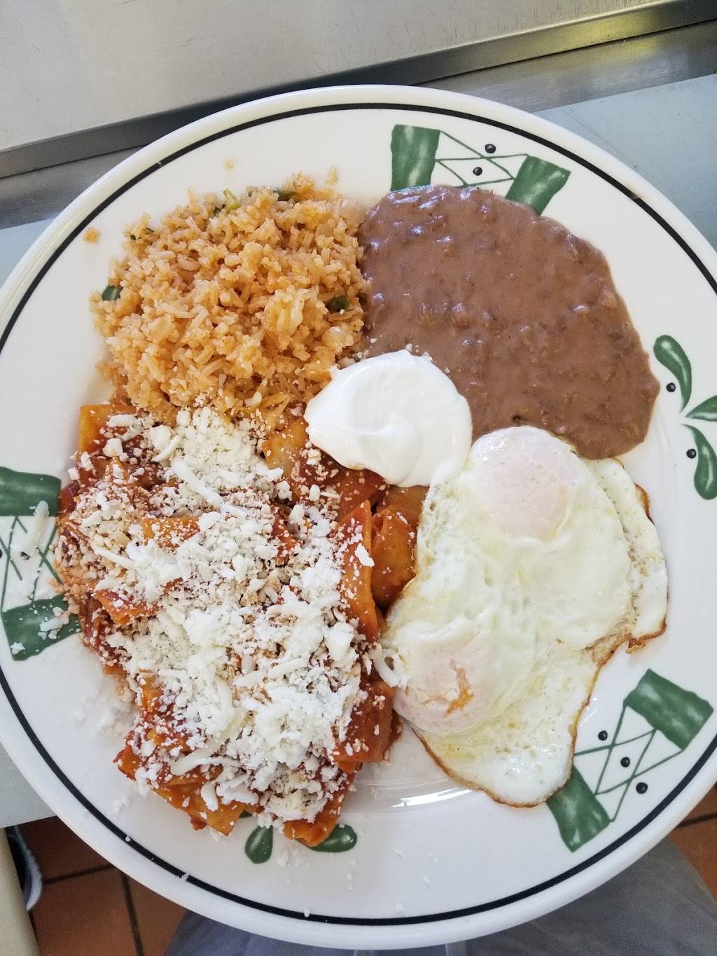 Nuevo Amanecer Mexican&Seafood | restaurant | N Hay St, Montebello, CA 90640, USA | 3237282163 OR +1 323-728-2163