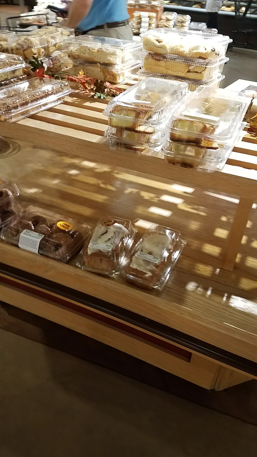 Buehlers Fresh Foods Canton | bakery | 7138 Fulton Dr NW, Canton, OH 44718, USA | 3308343400 OR +1 330-834-3400