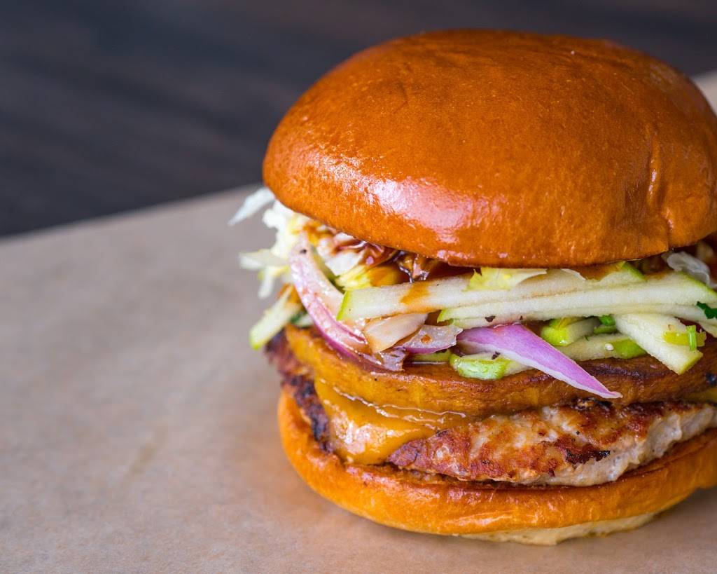 The Stand | restaurant | 23683 Calabasas Rd, Calabasas, CA 91302, USA | 8182066363 OR +1 818-206-6363