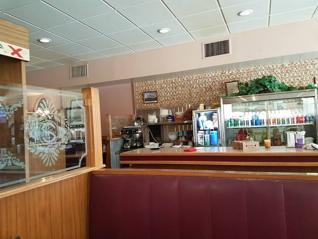 Superior Restaurant | restaurant | 84 Mill St, Almonte, ON K0A 1A0, Canada | 6132563954 OR +1 613-256-3954