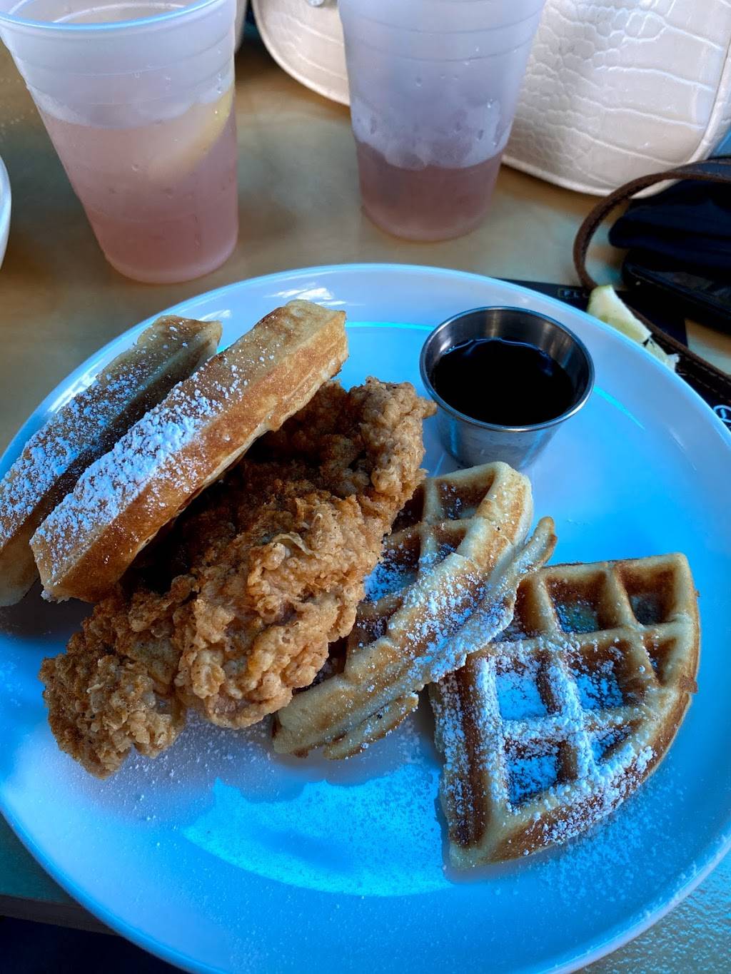 General Admission | restaurant | 3311 Cahuenga Blvd W, Los Angeles, CA 90068, USA | 3239635011 OR +1 323-963-5011