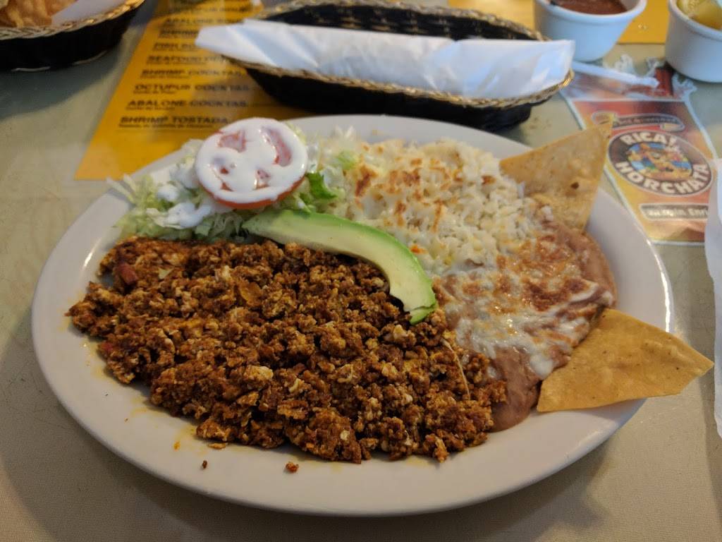 El Toreo | restaurant | 21 S Fair Oaks Ave, Pasadena, CA 91105, USA | 6267932577 OR +1 626-793-2577