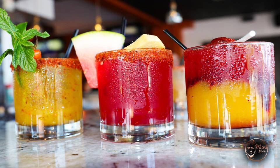 Favelas Restaurant | restaurant | 4215, 5004 S Archer Ave, Chicago, IL 60632, USA | 7734244126 OR +1 773-424-4126