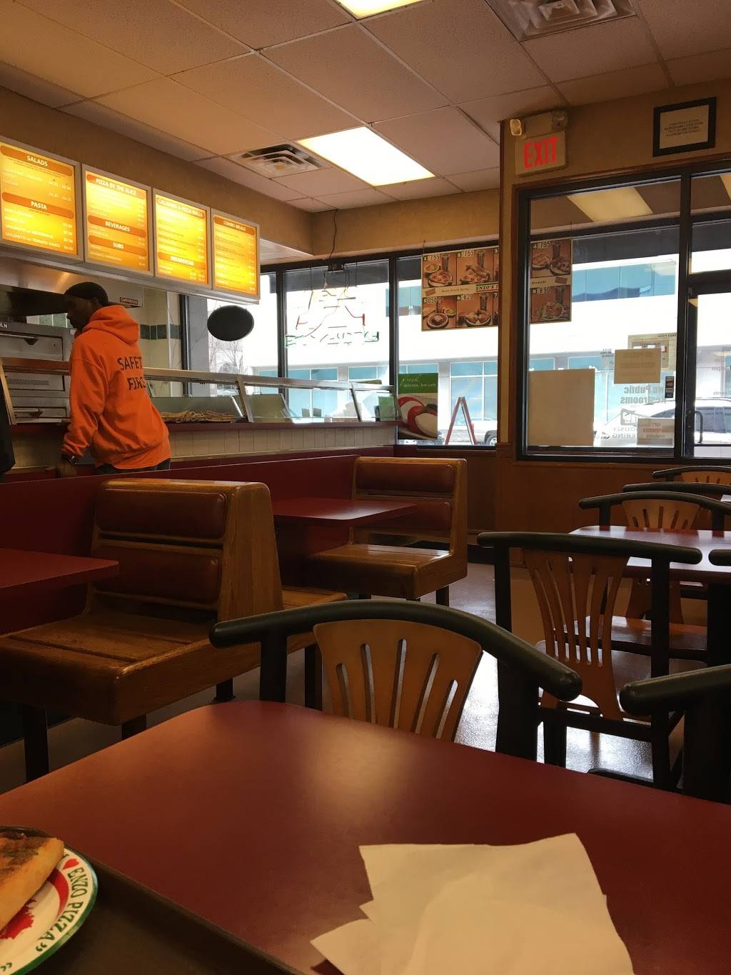 Enzo Pizza | restaurant | 149 N Illinois St, Indianapolis, IN 46204, USA | 3176341144 OR +1 317-634-1144