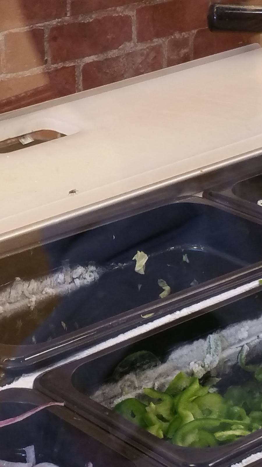 Subway Restaurants | restaurant | 1047 E 163rd St, Bronx, NY 10459, USA | 7183785206 OR +1 718-378-5206