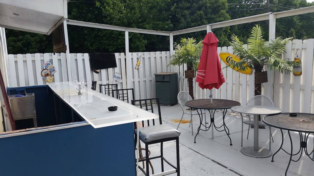 McBonies Bar & Grill | restaurant | 4800 Monroe Rd, Charlotte, NC 28205, USA | 7045632999 OR +1 704-563-2999