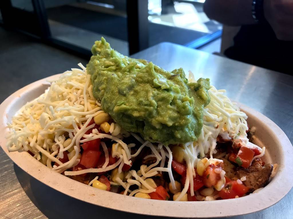 Chipotle Mexican Grill | restaurant | 1522 E 53rd St Lake Park Ave. &, 53rd St, Chicago, IL 60615, USA | 7733470008 OR +1 773-347-0008